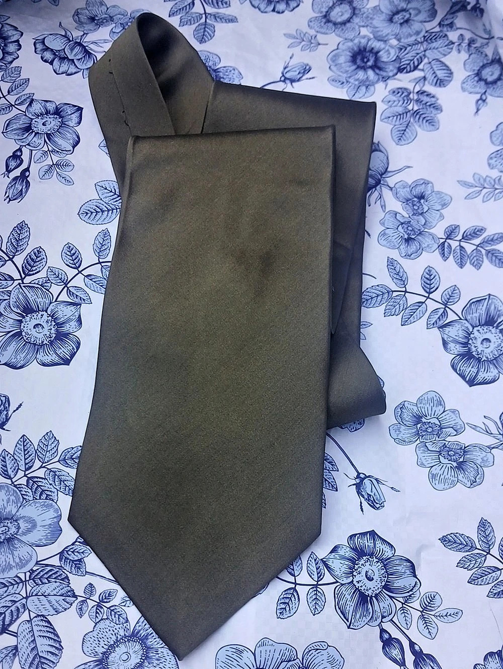 Carlos Palazzi Studio Silk-Blend Geometric Tie in Green